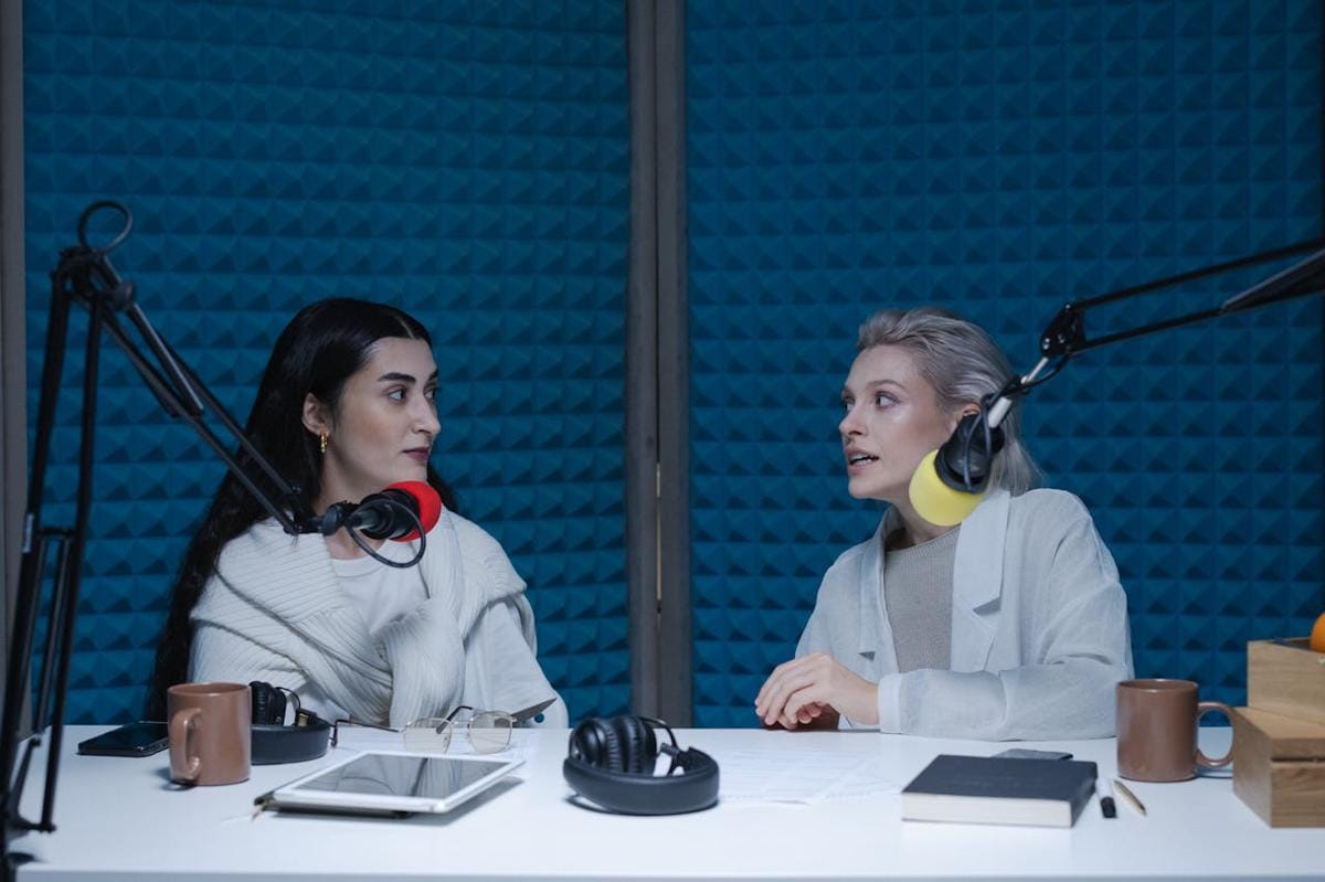 42.6% of Gen Z Regularly Listen to Podcasts: The Meanings for Brands