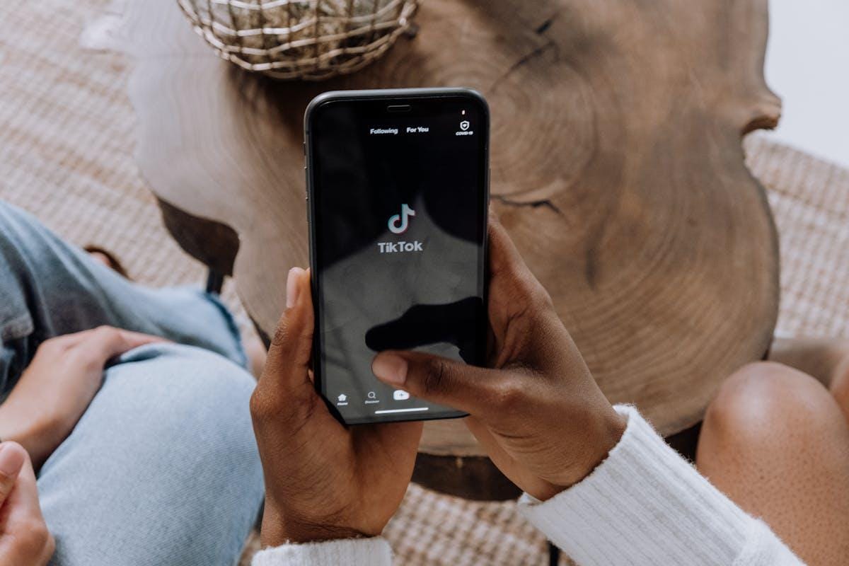 34% Orang Indonesia Kini Mengandalkan TikTok untuk Berita