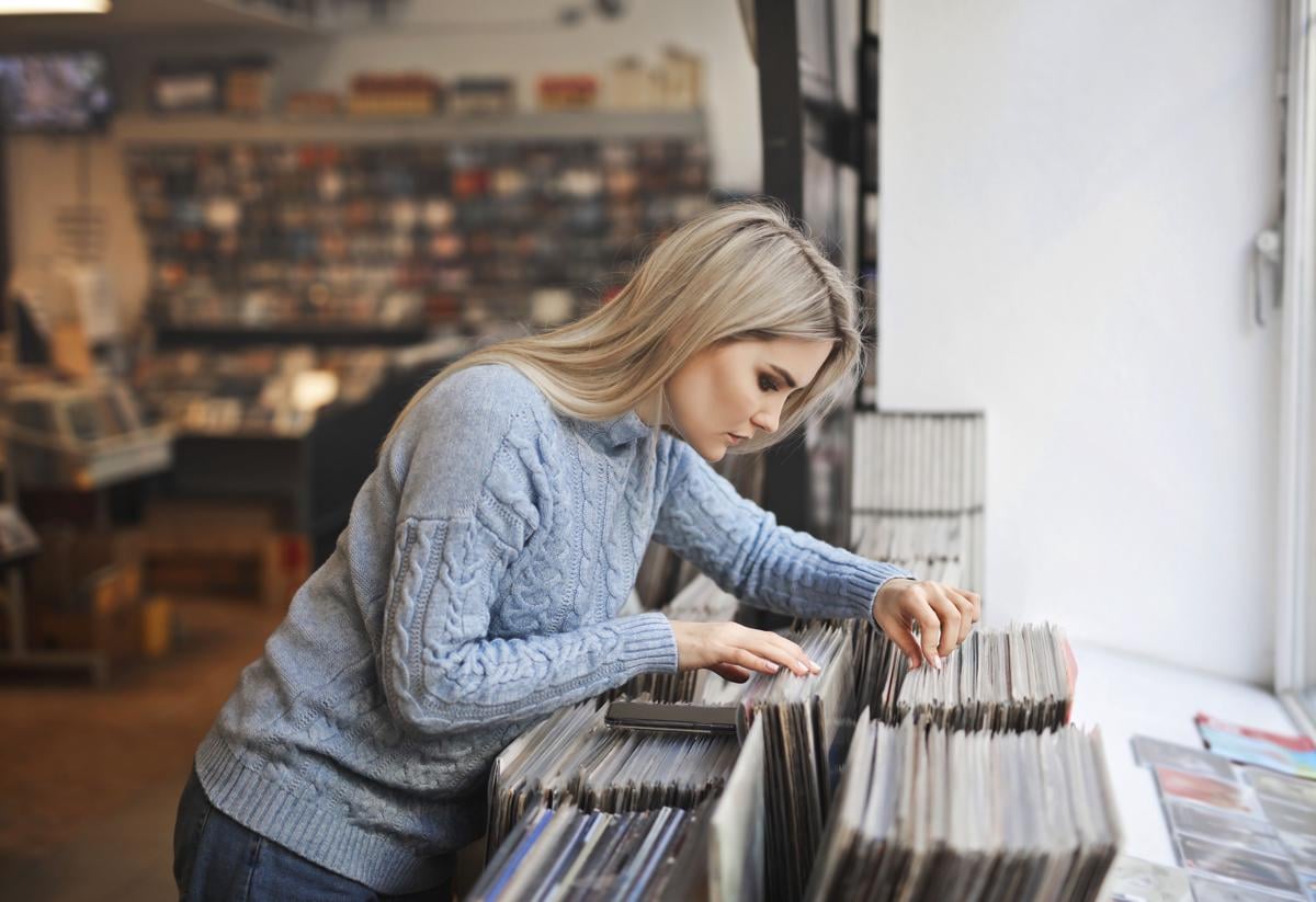 Gen Z Rarely Looking Something New Anymore: 5 Signs of Their Nostalgia