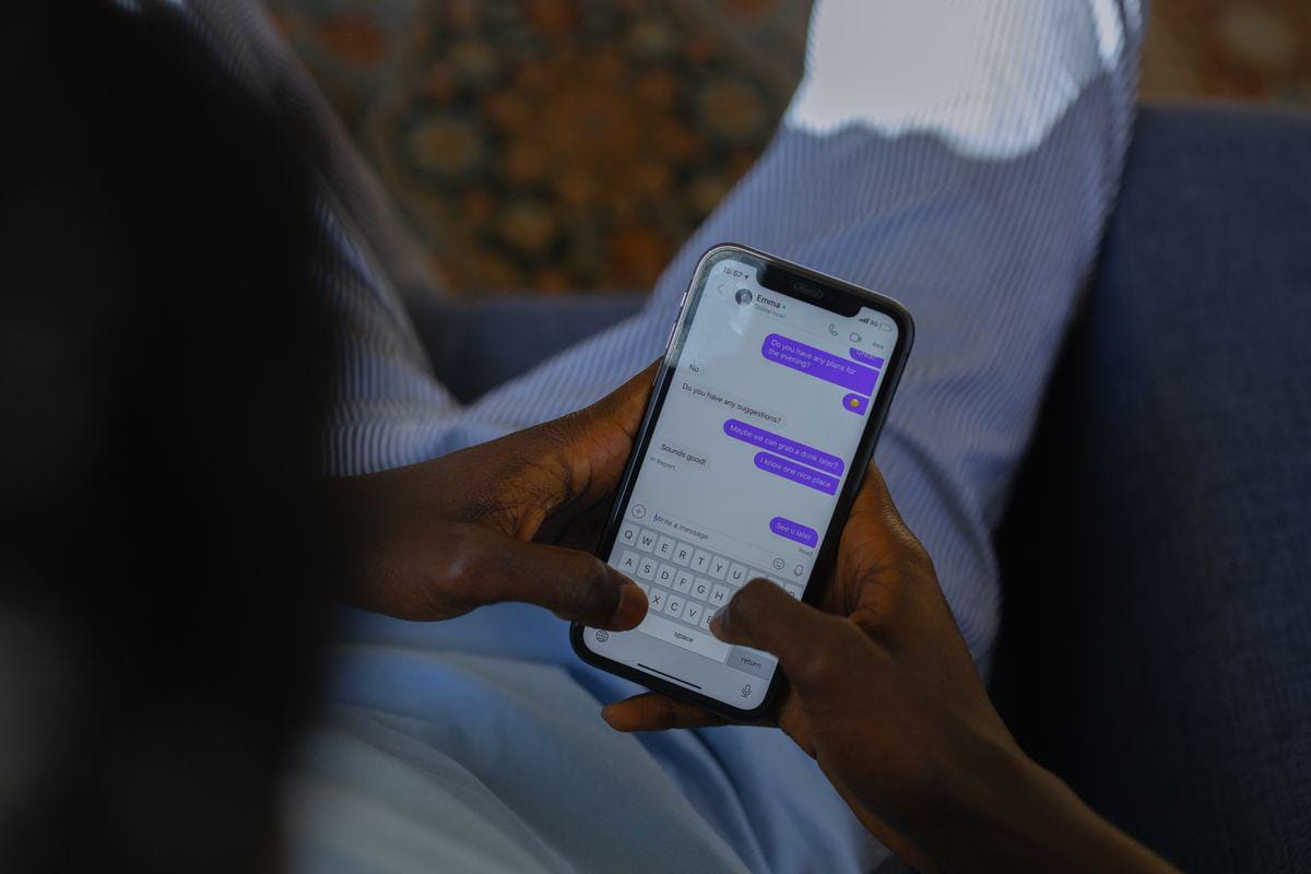 70% Gen Z dan Milenial Indonesia Pernah Curhat kepada AI