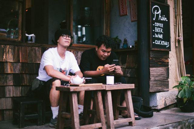 Rereading Semarang's Offline Activity Across Different Occasions