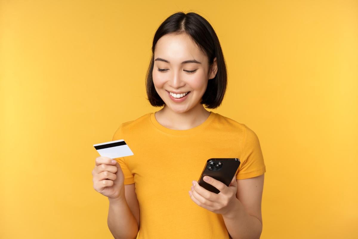 59,1% Pakai PayLater untuk Atur Keuangan, Seperti Kartu Kredit?