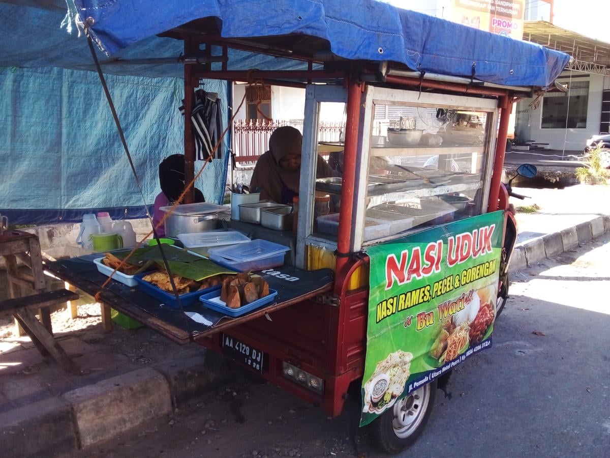 The Surplus of Entrepreneurs: A Good Sign for Indonesia's Economy?