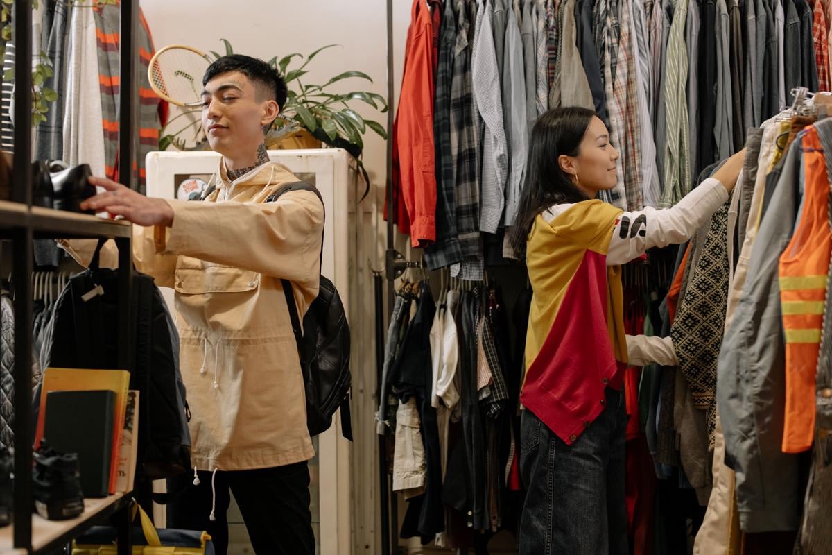 Thrifting, Ujian Brand Equity yang Tak Bisa Dibeli Iklan